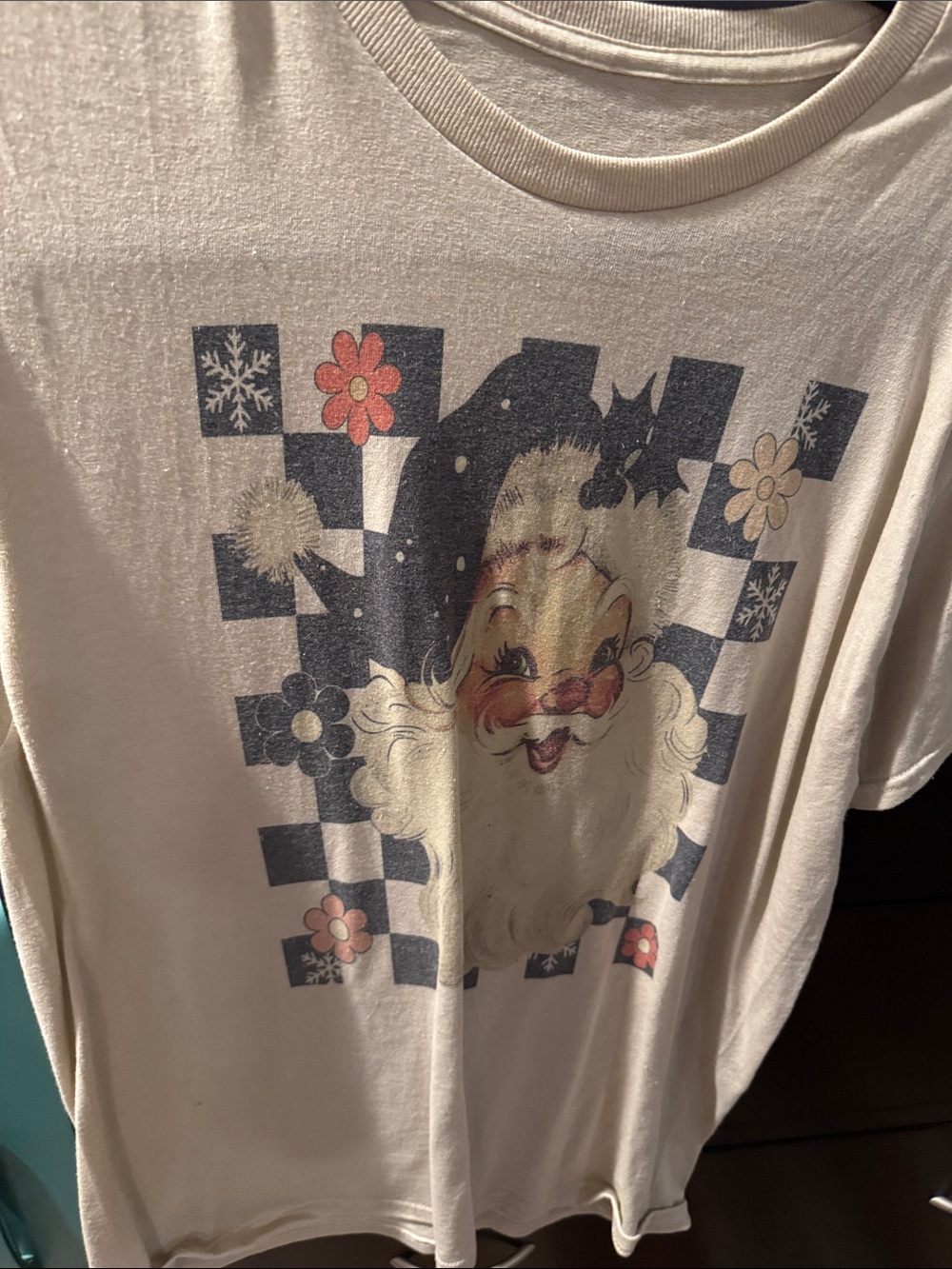 Vintage-Inspired Cream Santa Graphic Tee